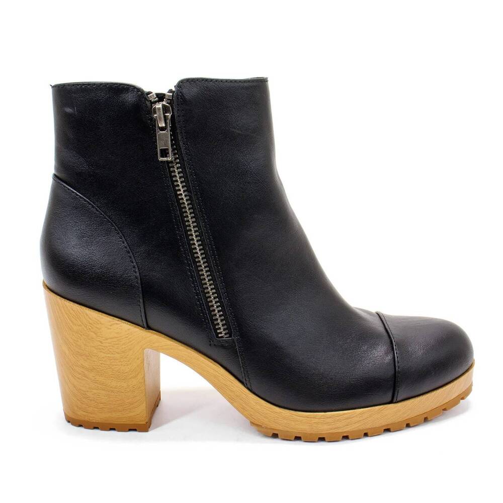 NEW SUN + STONE women's rowaan platform bootie in black